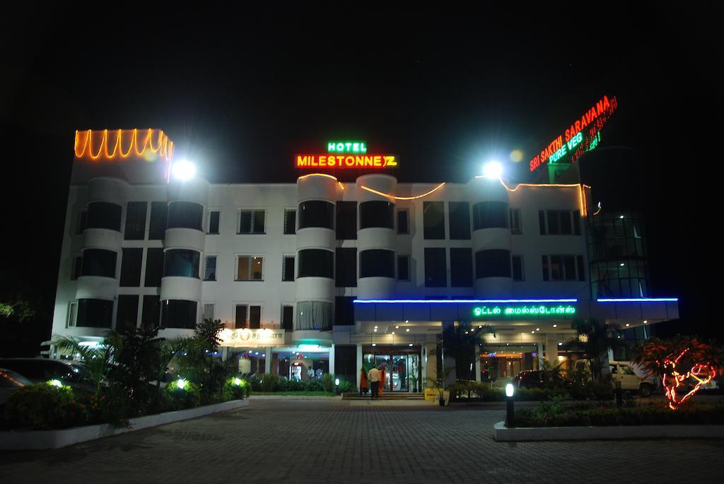 Hotel Milestonnez Sriperumbudur Екстериор снимка